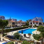 Villa Violetta Gardens 3bdr Modern House By Vichy Holidays *