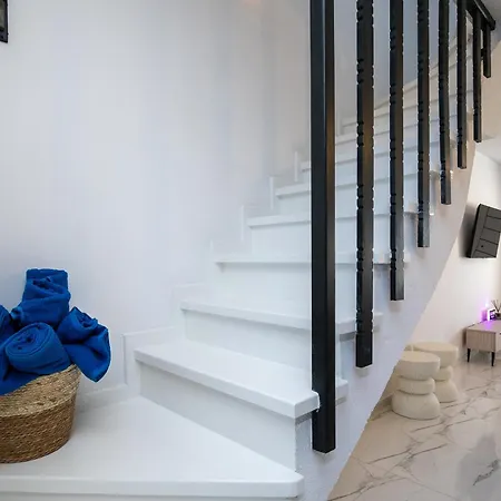 Violetta Gardens 3bdr Modern House By Vichy Holidays * Paphos