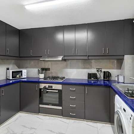 Villa Violetta Gardens 3bdr Modern House By Vichy Holidays Paphos