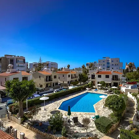 Villa Violetta Gardens 3bdr Modern House By Vichy Holidays *