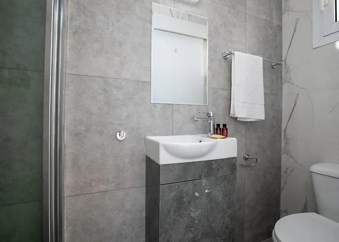 Βίλα Violetta Gardens 3bdr Modern House By Vichy Holidays