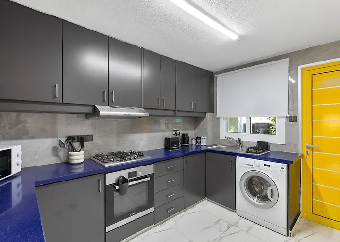 Violetta Gardens 3bdr Modern House By Vichy Holidays Βίλα Πάφος