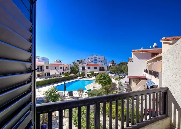 Violetta Gardens 3bdr Modern House By Vichy Holidays Βίλα *