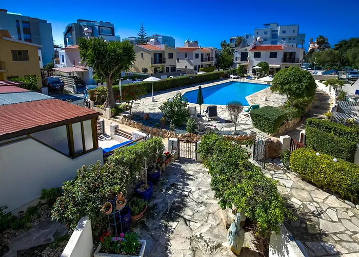 Violetta Gardens 3bdr Modern House By Vichy Holidays Βίλα Πάφος